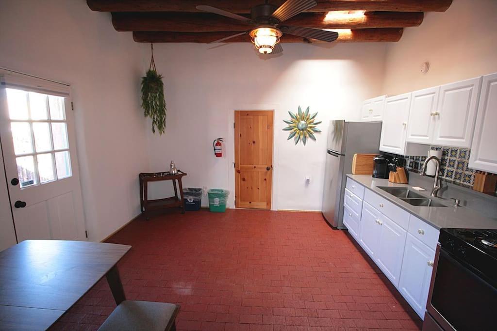 Comfort On Closson - Near Plaza - Fire Pit - Patio 샌타페이 외부 사진